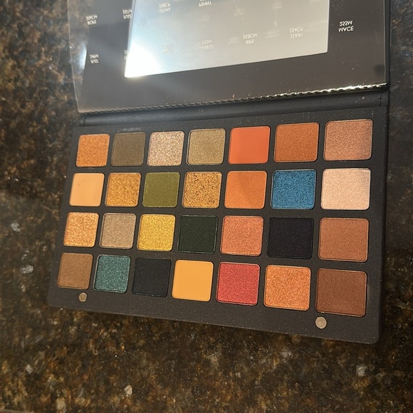 Natasha Denona Metropolis Palette New Never Used - Picture 6 of 6